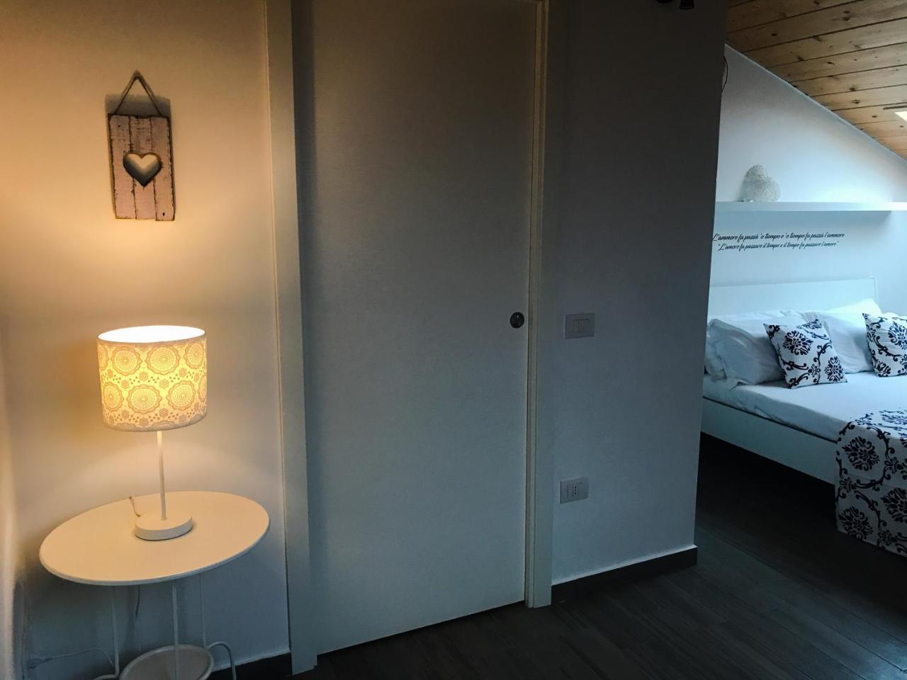 ナポリ Na Bona Nuttata Bed & Breakfast エクステリア 写真