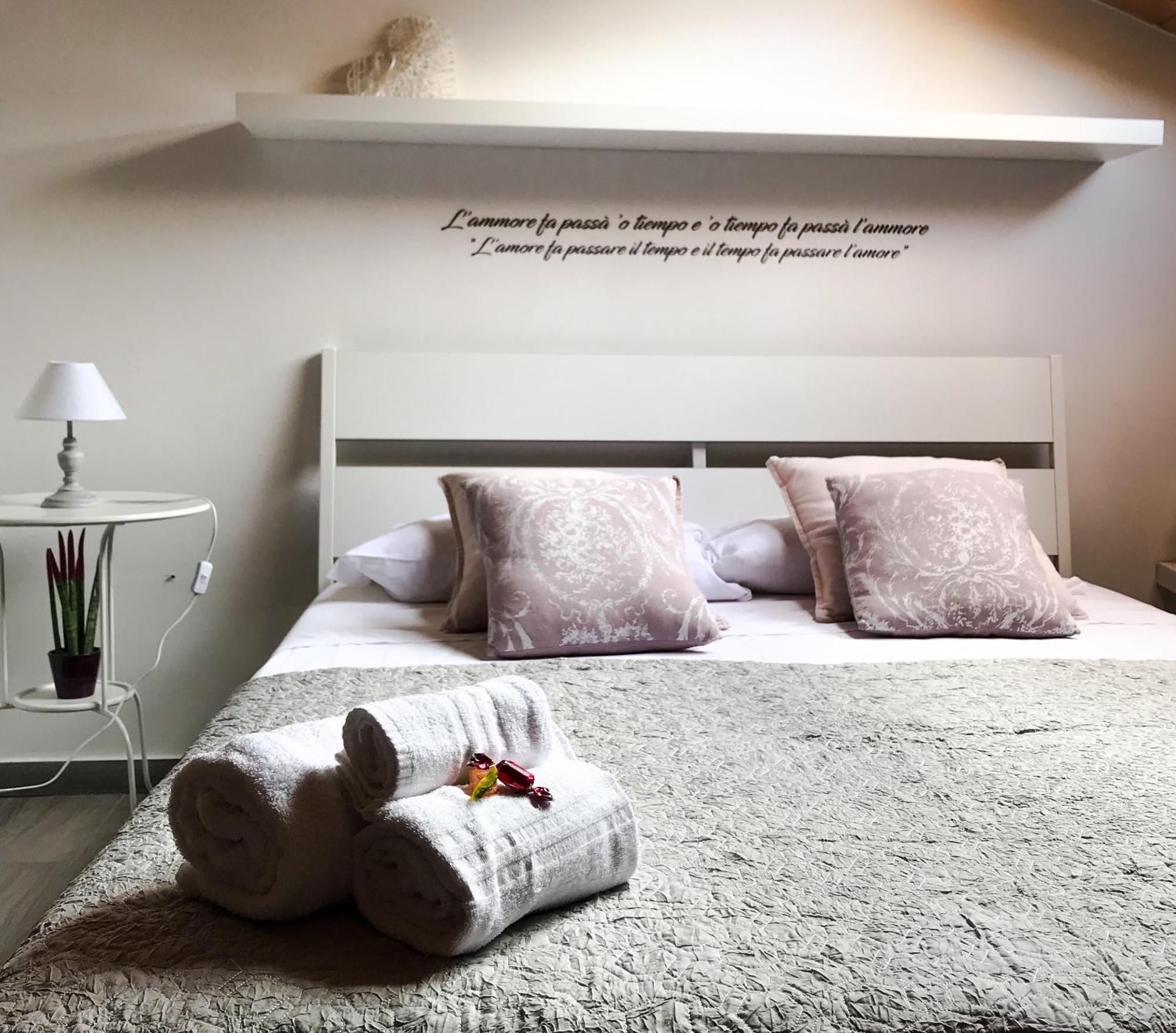 ナポリ Na Bona Nuttata Bed & Breakfast エクステリア 写真